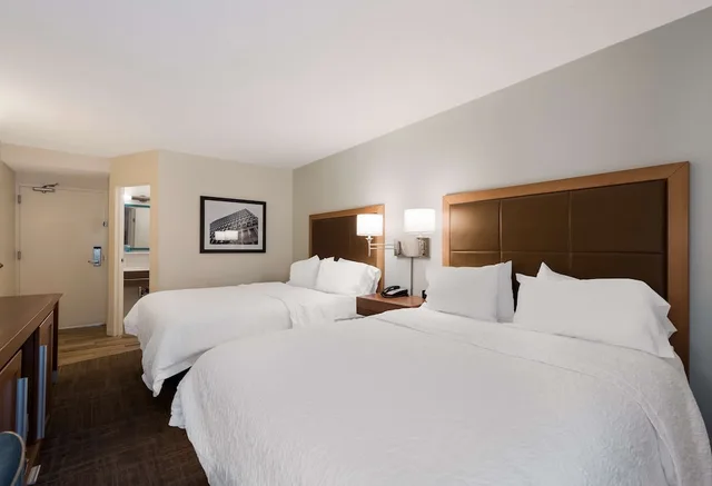 غرفة قياسية بسريرين مزدوجين، Hampton Inn Columbia-I-26 Airport 2/6
