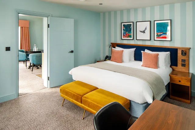 1 Bedroom, King Bed, Kitchen, voco Lythe Hill Hotel & Spa by IHG 2/5
