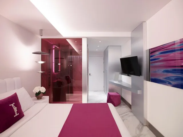 Silver, King Bed, Land View، I Resort Beach Hotel & Spa 2/9