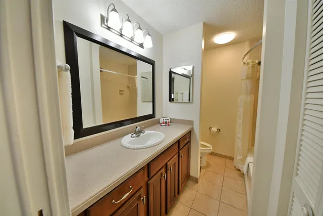 1 Bedroom, Mandarin, Suite، Ramada Hotel & Conference Center By Wyndham Jacksonville 3/3