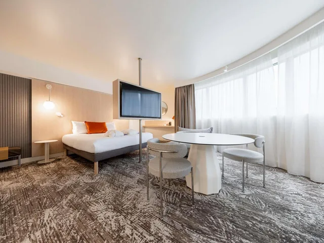 Studio, Queen Bed, Novotel Paris 13 Porte d Italie 4/10