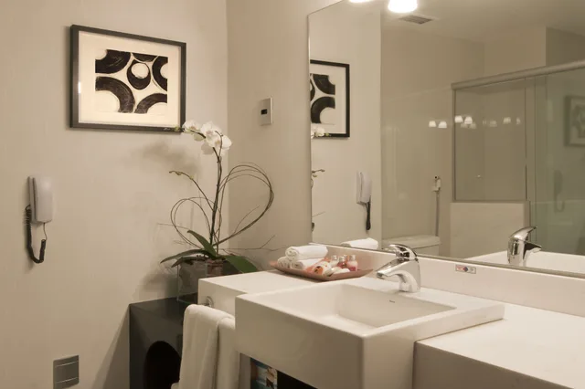 غرفة فاخرة بسرير كينج، Radisson Hotel Alphaville 9/10