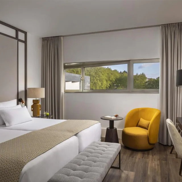 غرفة سوبيريور بسرير مزدوج أو سريرين منفصلين مع سرير إضافي، Nh Collection Santiago De Compostela Hotel 3/9