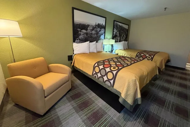 غرفة بسريرين مزدوجين للمدخنين، Super 8 By Wyndham Metropolis 8/10