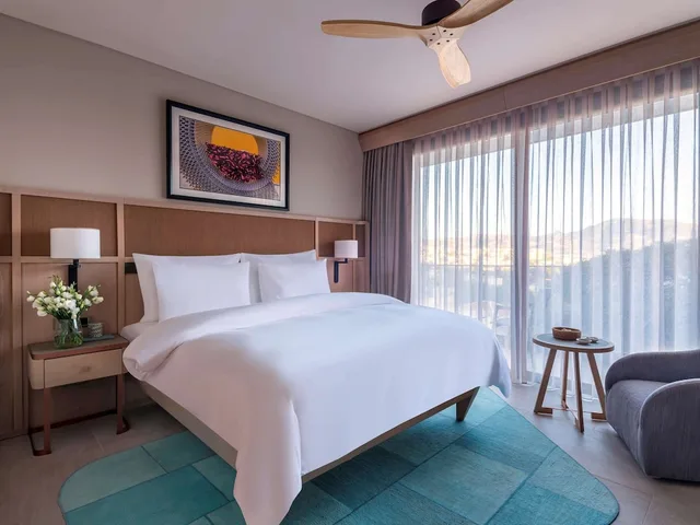 جناح سوبيريور بسرير مزدوج بإطلالة على الحديقة مع أريكة، The Bodrum Hotel Yalikavak - MGallery Collection 2/8