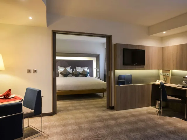 Superior, Suite, King Bed, Novotel Cairo Airport 2/5