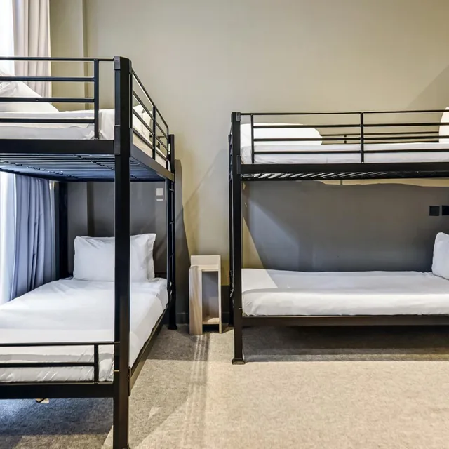 غرفة سوبيريور رباعية، Heeton Concept Hotel - Kensington London 2/7
