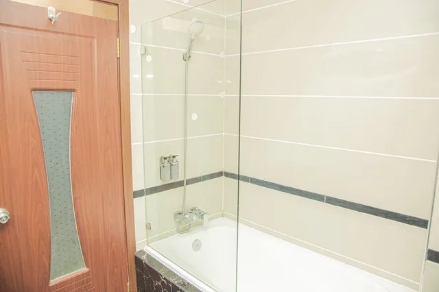 غرفة قياسية بسريرين منفصلين بإطلالة على المدينة، Best Western Plus Paramount Hotel 6/7