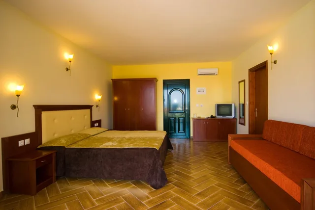 غرفة ديلوكس رباعية، Village Mare Hotel 3/4