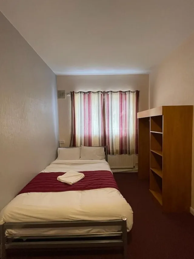 غرفة بسرير مزدوج، ST NICHOLAS HOTEL 1/3