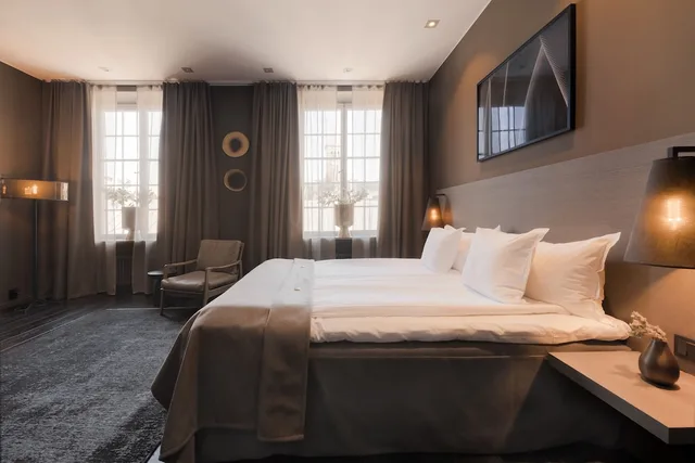 Junior Suite, Annex or Main Building، The Lamp Hotel 2/2