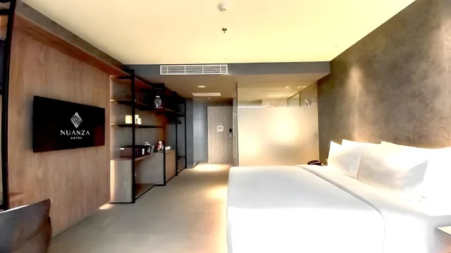 Designer Room، Nuanza Hotel and Convention Cikarang 1/1