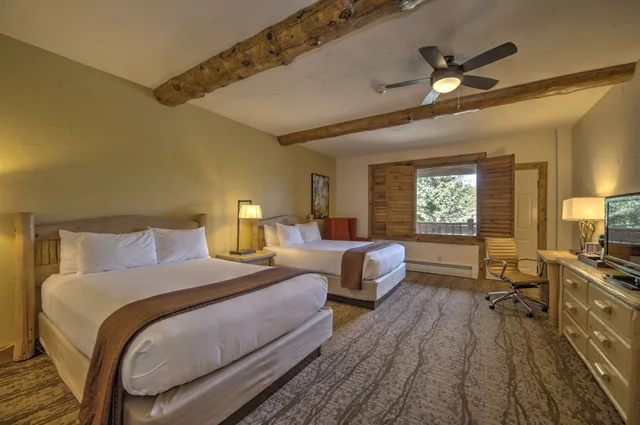 غرفة بسريرين كوين بإطلالة على الجبل، The Lodge at Breckenridge 9/14
