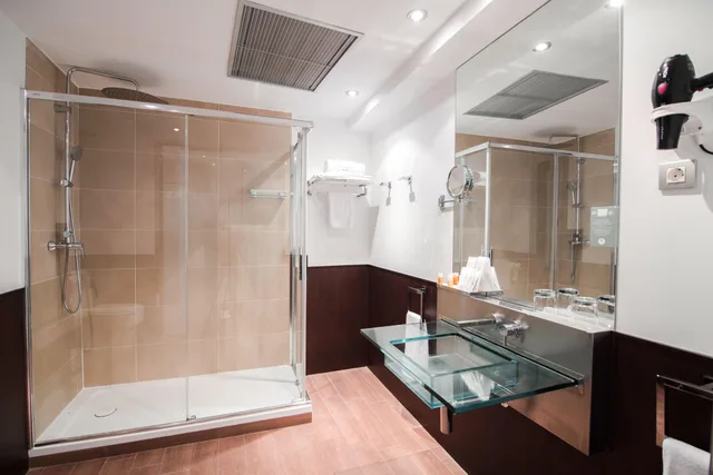 غرفة بسريرين، Petit Palace Marques Santa Ana 8/10