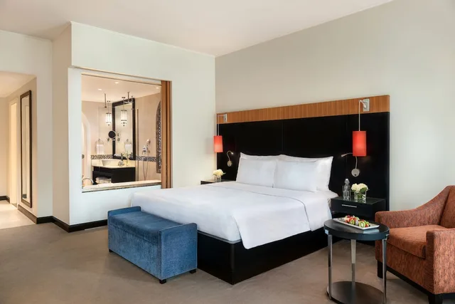 Beach, Deluxe، NH Collection Dubai Ibn Battuta 3/10