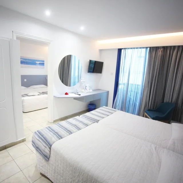غرفة متصلة سوبيريور بغرفتين، Anonymous Beach Hotel - Adults Only 2/8