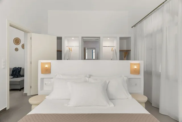 جناح بسرير مزدوج مع أريكة، Paros Inn Hotel 5/5