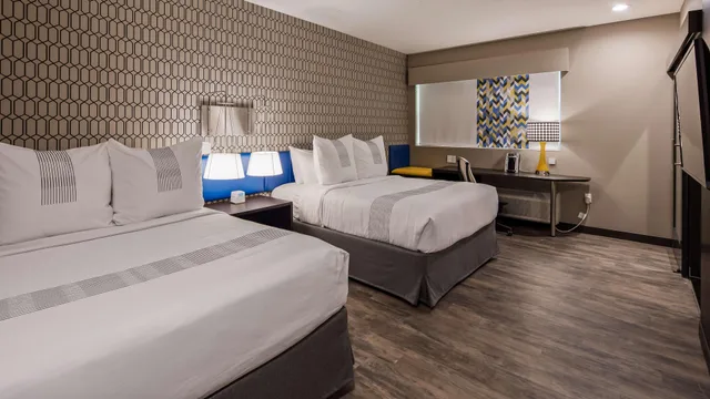 غرفة بسريرين كوين، Glo Best Western Tulsa-Catoosa East Route 66 6/10