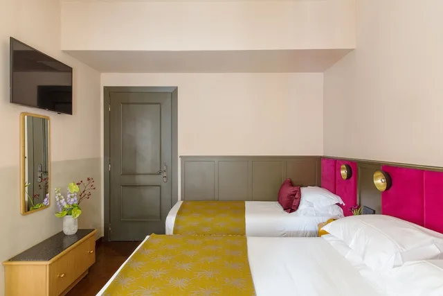 Basic, Triple, 1 Double and 1 Single Bed, Condominio Monti 3/5