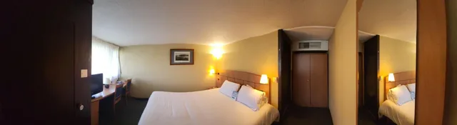 غرفة بسرير مزدوج، KYRIAD TARBES - ODOS 6/10