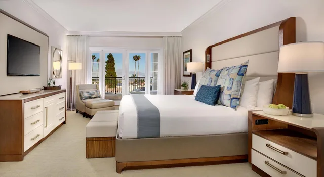 1 Bedroom, Newport, Suite، Balboa Bay Resort 2/3