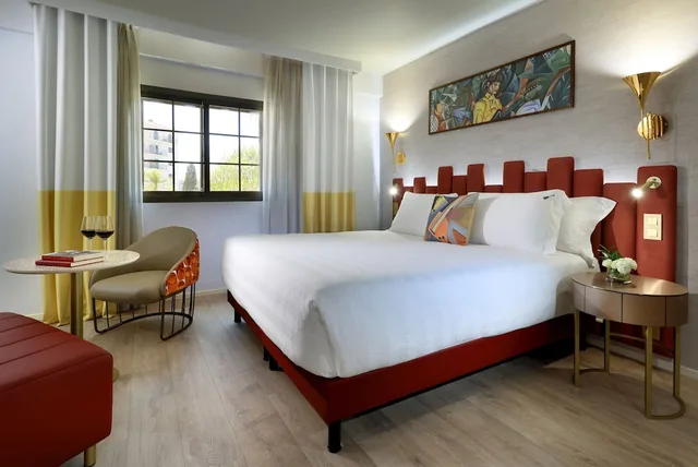 غرفة سوبيريور بسرير كينج، Hard Rock Hotel Marbella 1/4