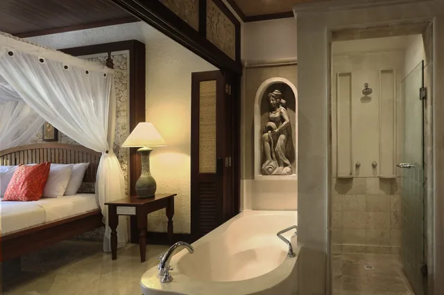 غرفة ملكية بسرير كينج، Bali Tropic Resort And Spa 7/10