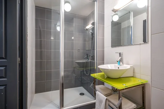 Superior, Apartment, 1 Single and 2 Double Beds، Zenitude Hotel-Residences Nantes Metropole 5/6