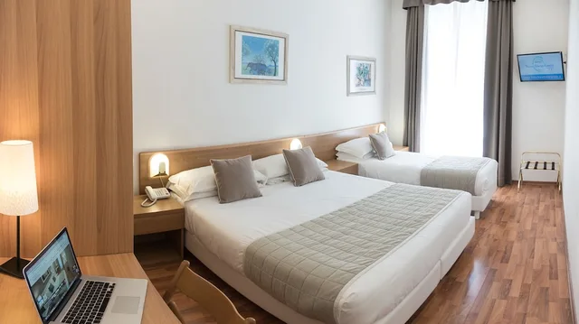 غرفة سوبيريور ثلاثية بغرفة نوم واحدة، Nuovo Albergo Centro 2/6