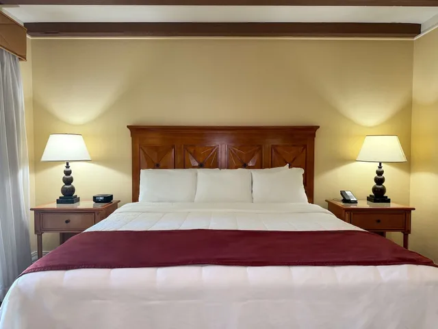 جناح بسرير كينج مع أريكة، La Posada Hotel 3/5