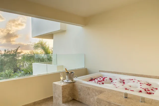 Premium, Suite, Jetted Tub, Privilege Aluxes Isla Mujeres - Adults Only 3/5
