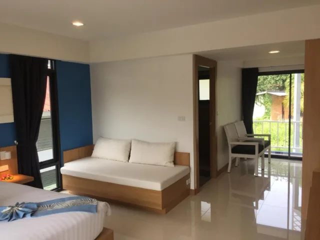 غرفة ديلوكس بشرفة، At Aonang Guesthouse 4/8