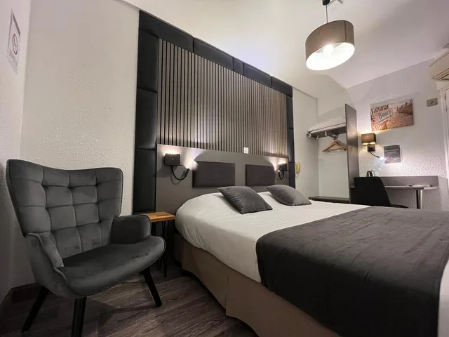 غرفة سوبيريور بسرير مزدوج، CITOTEL LE CHEVAL BLANC 7/9
