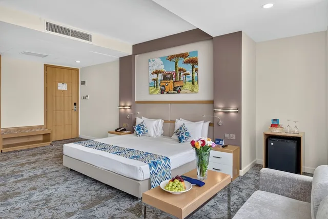 Junior Suite, King Bed, PrideInn Azure Hotel Nairobi Westlands 1/10