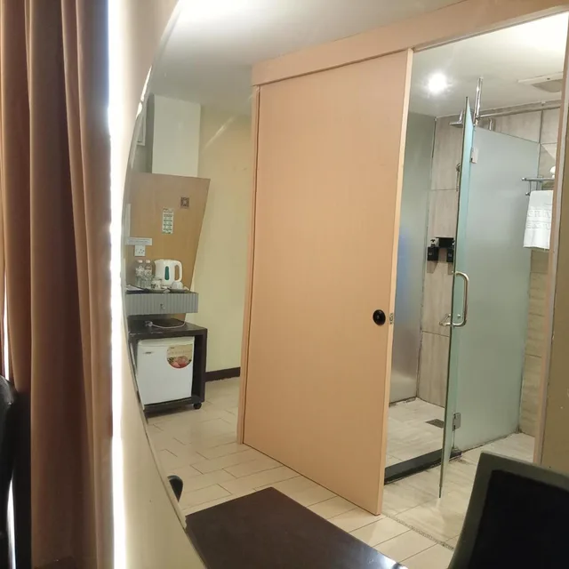 غرفة عائلية، Shervinton Executive Boutique Hotel 8/8