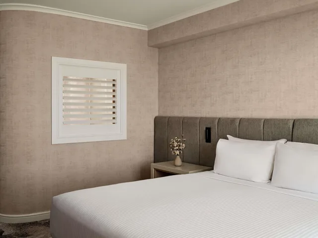 غرفة سوبيريور بسريرين كوين بإطلالة على المدينة، The Brighton Hotel Sydney - Mgallery Collection 2/5