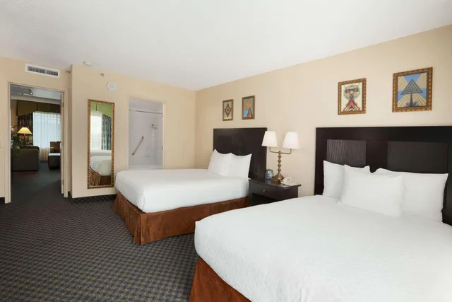 غرفة تُحدَّد حسب التوفر، Embassy Suites by Hilton Miami International Airport 1/1