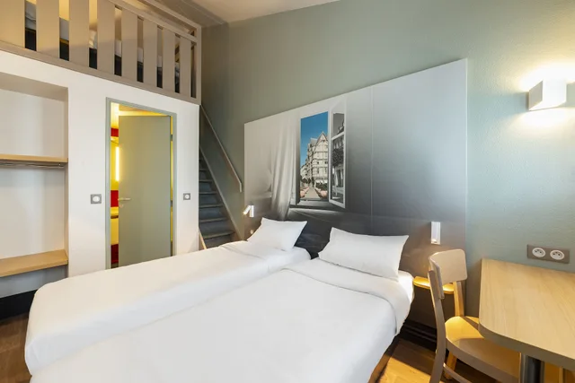 Room, Quadruple, 4 Beds, B&B Hotel Clermont Ferrand Le Brezet Aeroport 2/3