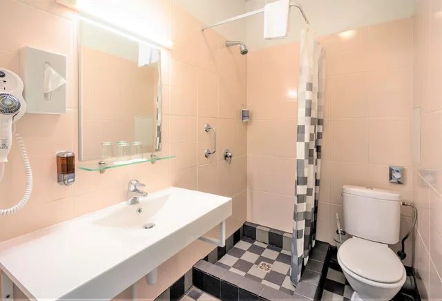 غرفة قياسية مزدوجة بسريرين منفصلين، Rija Domus Hotel (Riga) 6/6
