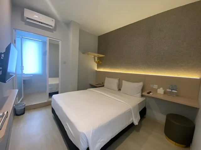 غرفة سوبيريور بسرير كوين للمدخنين، Swasana Hotel Medan 2/4