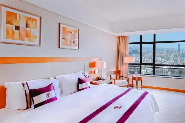 Elegant, Queen Bed، Windsor Park Hotel Kunshan 1/2