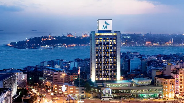 Suite, Bosphorus View، The Marmara Taksim 1/2