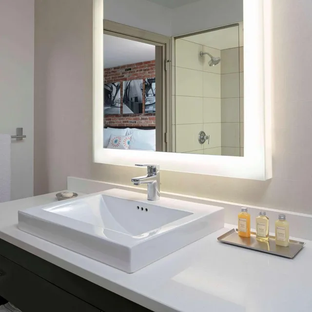 1 Bedroom, Lasalle, Suite، The Royal Sonesta Chicago Downtown 6/8