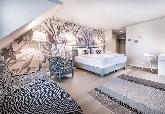 غرفة غراند كلاسيكية، Steigenberger Hotel Treudelberg Hamburg 5/6