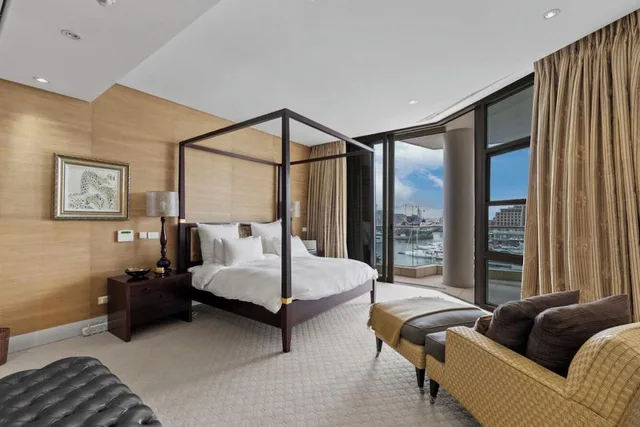 غرفة بريميير فاخرة بسريرين منفصلين وسريرين كينج وسرير كوين وسريرين منفصلين بـ3 غرف نوم، Mountain Marina Luxury Apartments 2/4