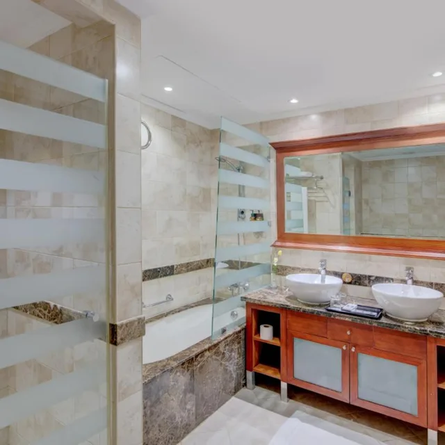 غرفة تنفيذية بسرير مزدوج، Donatello Hotel Al Barsha Dubai 8/9