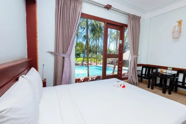 Superior, Double Bed, Pool View, No Balcony, Ca Ty Mui Ne Resort 1/4
