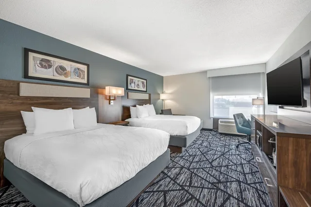 غرفة قياسية بسريرين كوين، Best Western Plus Anderson 6/10