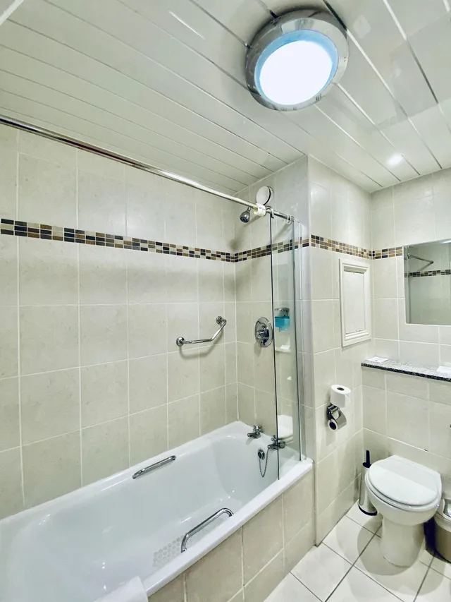غرفة ثلاثية بسريرين، Beresford Hotel 6/7