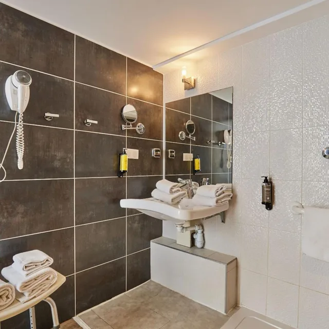 شقة لذوي الإعاقة، Appart hotel Odalys City Montpellier Centre Gare St Roch 6/6